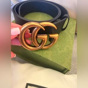 Gucci Black Leather Belt with Gold GG Emblem Sz 100